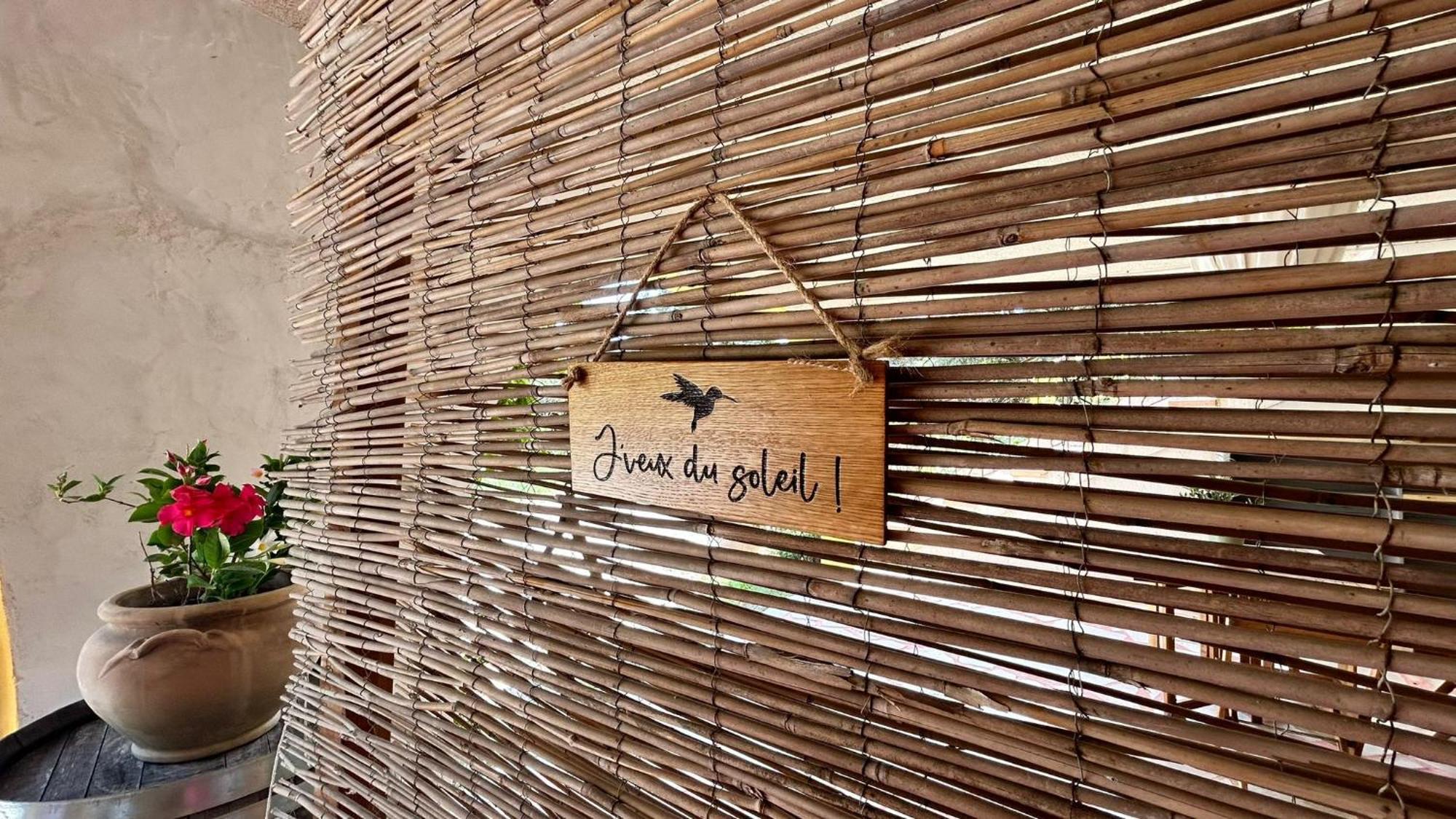 Domaine Colibri En Provence Hotel Pujaut Kültér fotó
