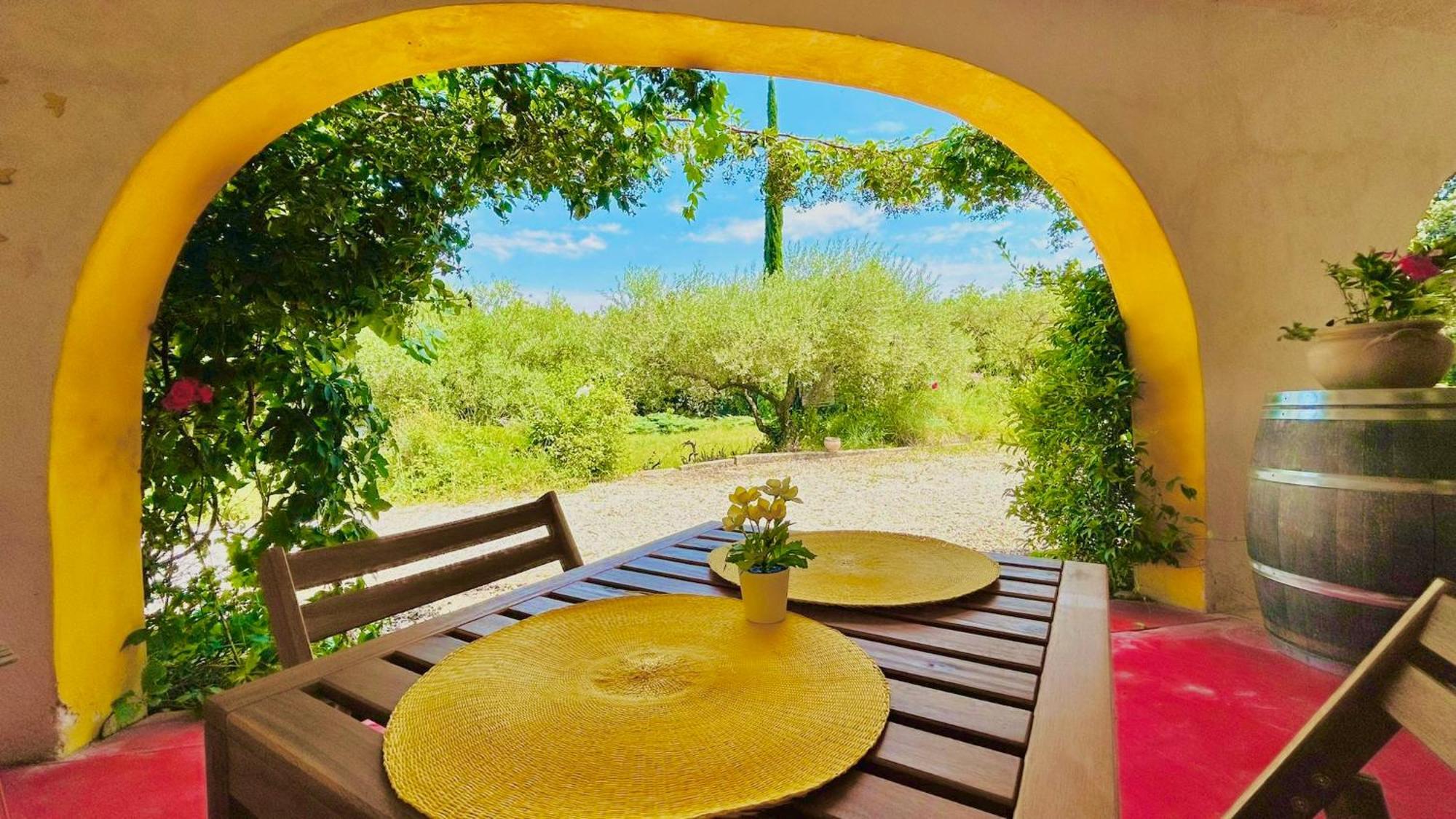 Domaine Colibri En Provence Hotel Pujaut Kültér fotó